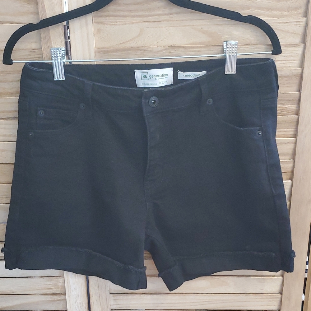 Celebrity Pink Black Denim Women's Shorts REGeneration Meadow Sz 9/29